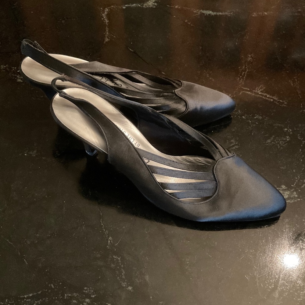 Black Satin Night Life by Life Stride Evening shoes size 8.5